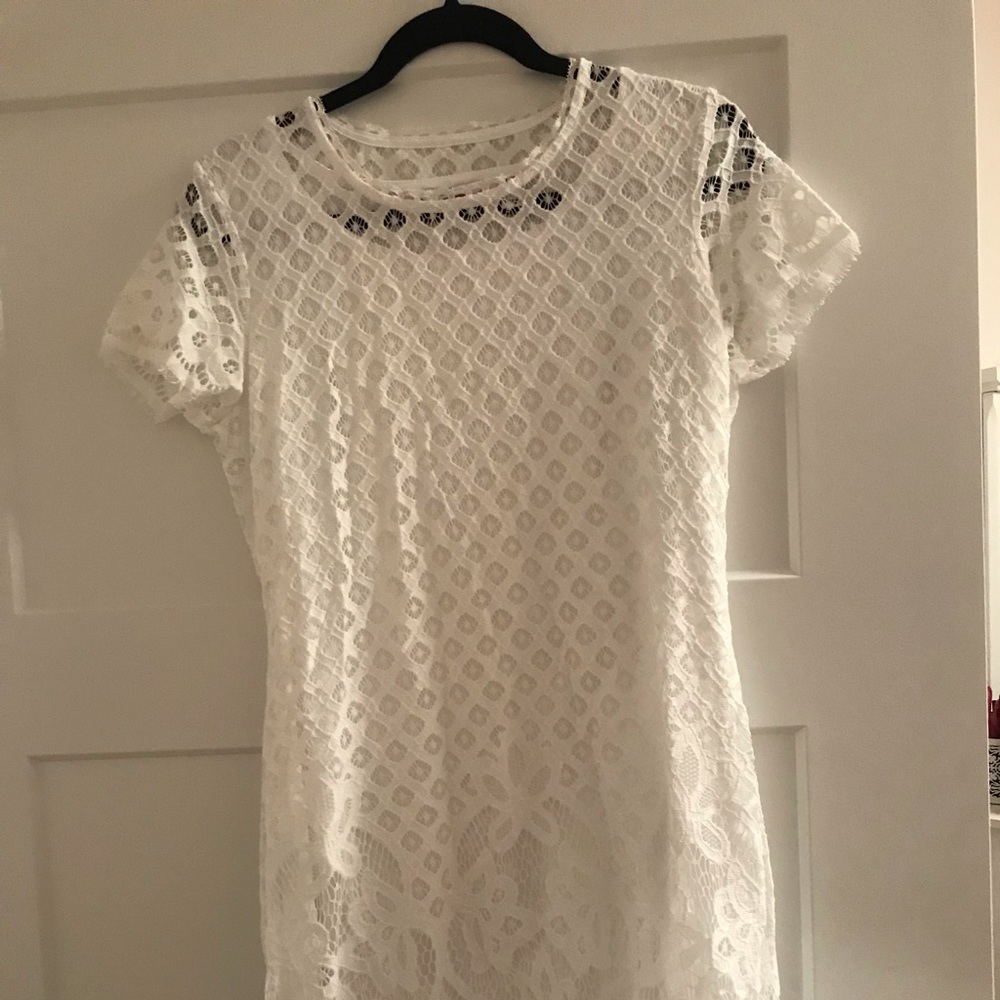 WHITE LACE DRESS